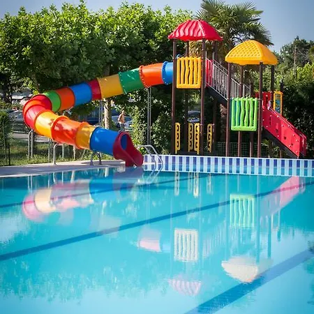 Fossalta لاتيزي